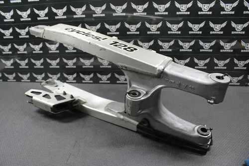 2000 SUZUKI 00-07 DRZ400 DRZ400E OEM SWINGARM SWING ARM SUSPENSION 61000-29F00