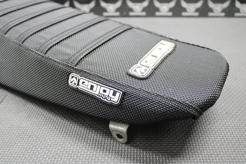 2002 2003 HONDA CR125R CR250R OEM SEAT SADDLE FOAM PAN ENJOY BLACK GRIPPER COVER