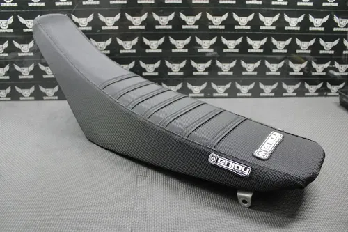 2002 2003 HONDA CR125R CR250R OEM SEAT SADDLE FOAM PAN ENJOY BLACK GRIPPER COVER