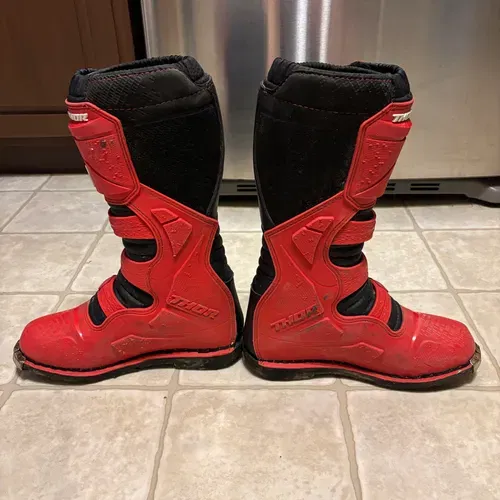 Thor Blitz Boots