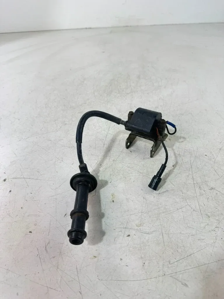 2004-2010 KAWASAKI KX250F OEM IGNITION COIL SPARK PLUG CAP 21121-0010 #17