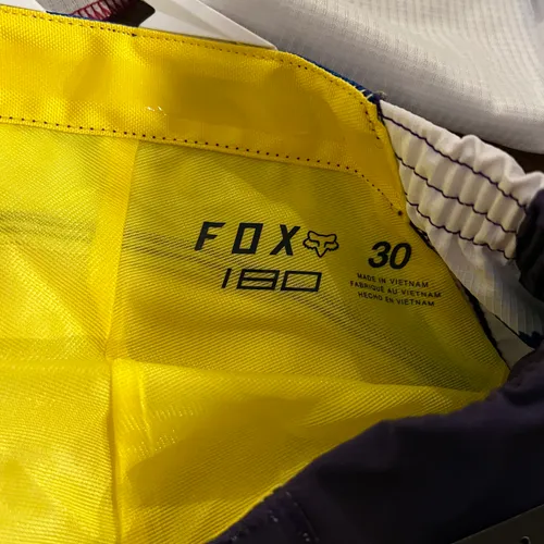 Fox Racing/Pro Circuit Gear Set