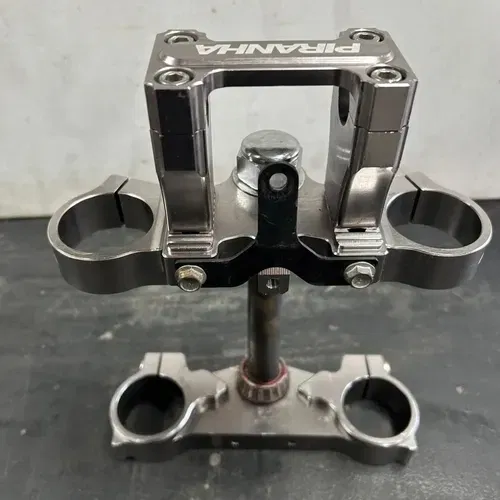 Fast Ace Fork Kit W/ Pirhana Clamps