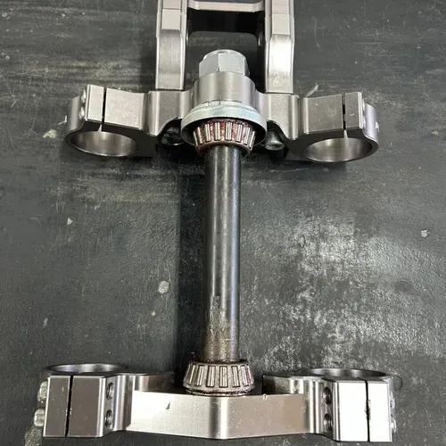 Fast Ace Fork Kit W/ Pirhana Clamps