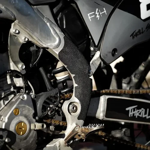 Moto Grip Co. Frame Grip. 
Kx 250f (2009-2020)