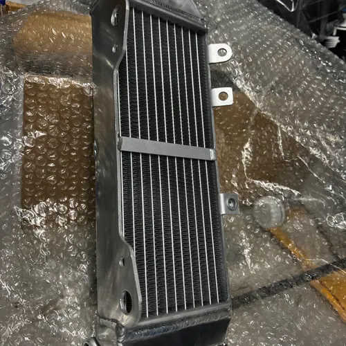 Mylers Supercool Radiator (left) 