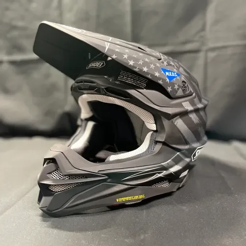 Shoei Helmets Matte Black/Gray/White VFX-EVO Faithful TC-5 Helmet