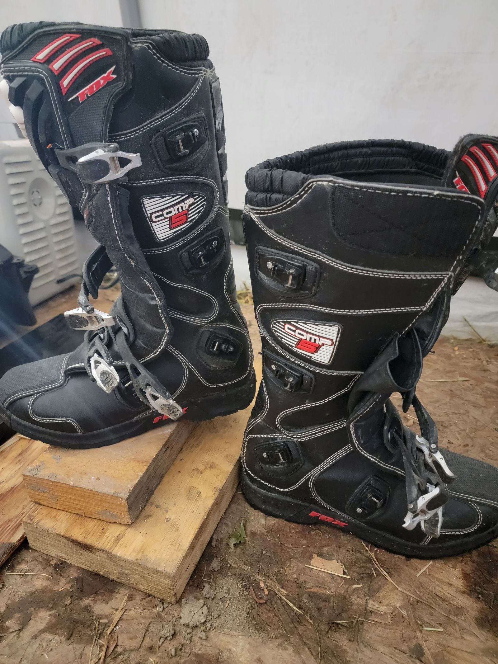 Fox pro sales comp 5 boots