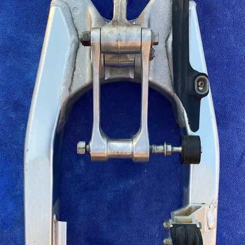 2009 Honda CRF450/250 Swingarm & Linkage Assembly, New Bearings