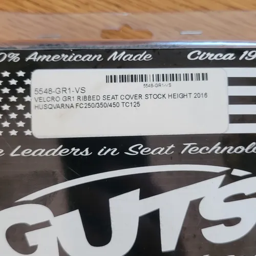 GUTS racing VS Velcro System Ribbed Seat Cover