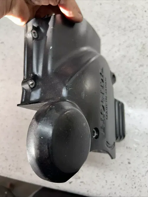 1982 Honda CB650 Nighthawk CB H786. shifter engine cover
