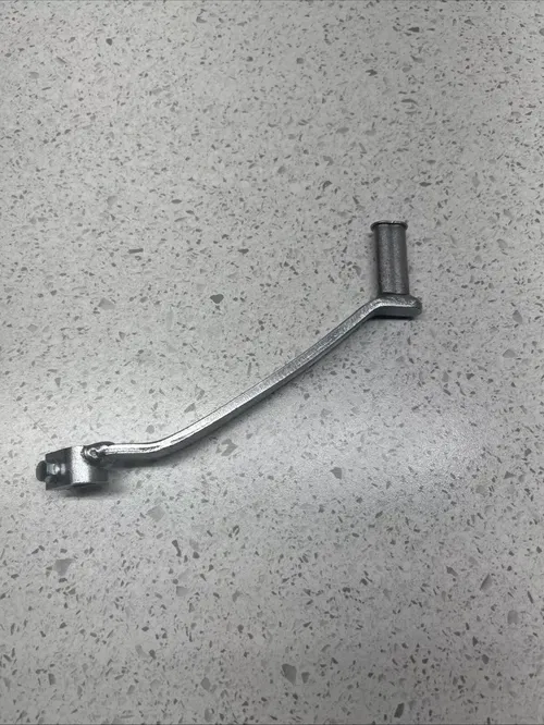 1982 Honda CB650SC Nighthawk H1175-1) gear shift arm shifter pedal lever