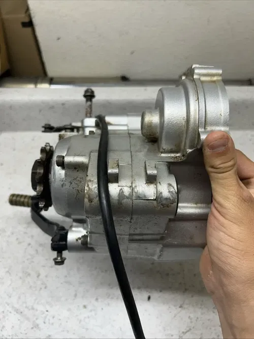 Yamaha YZ250 1997 1998 Crankcase Engine Bottom End Motor Crankshaft Transmission
