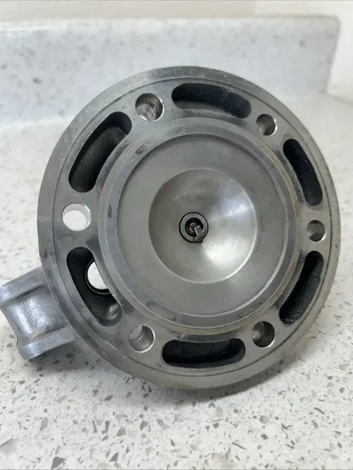✅1996 YZ250 Cylinder Head Dome Cap Top End YAMAHA YZ 250 GENUIN OEM 1996-1998