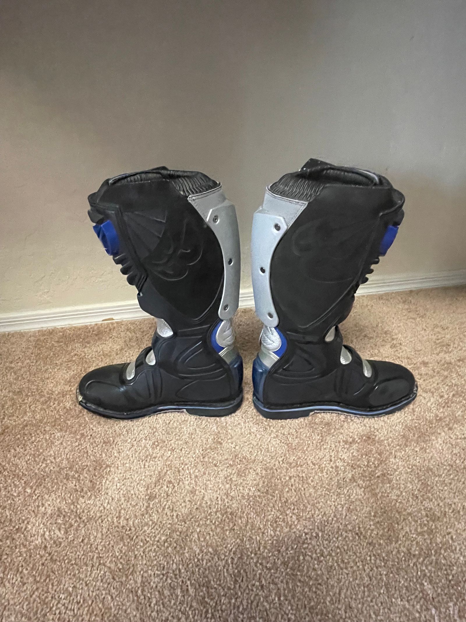 Berik outlet motocross boots