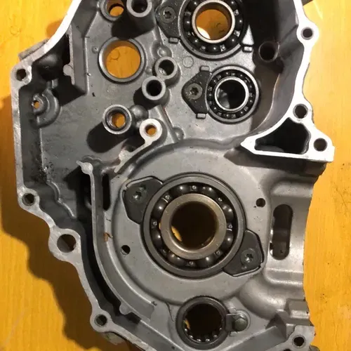 Right Engine Case 2005 Yamaha YZ450F OEM