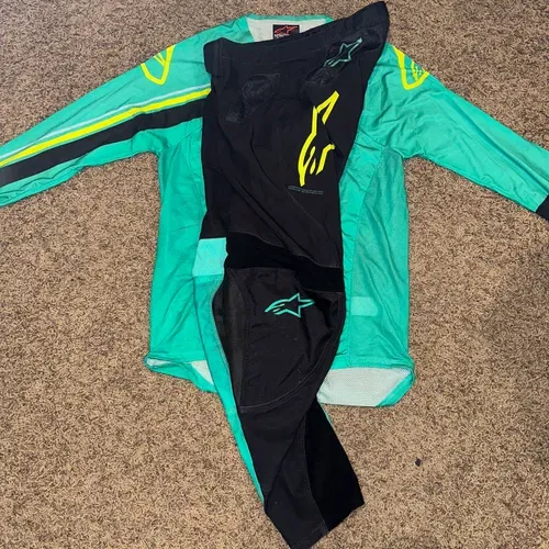 Alpinestars jersey sales and pants