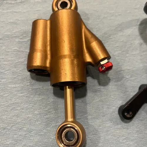 BRAND NEW Ride Engineering 24mm Showa Steering Damper Kit