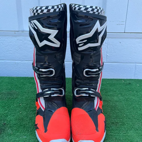 Used Alpinestars Tech 10 Boots - Size 11