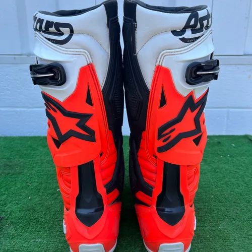 Used Alpinestars Tech 10 Boots - Size 11