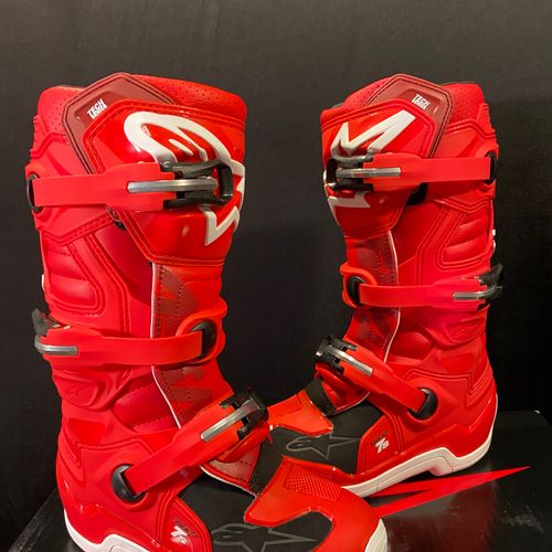 NEW Alpinestars Youth Tech 7s Boots - Red