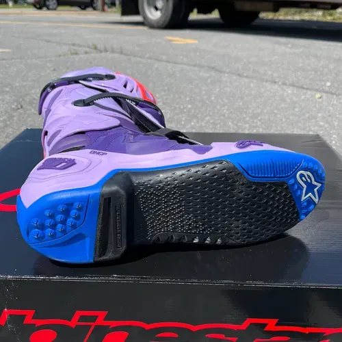 LE Alpinestars Tech 10 Boots - "Laser"