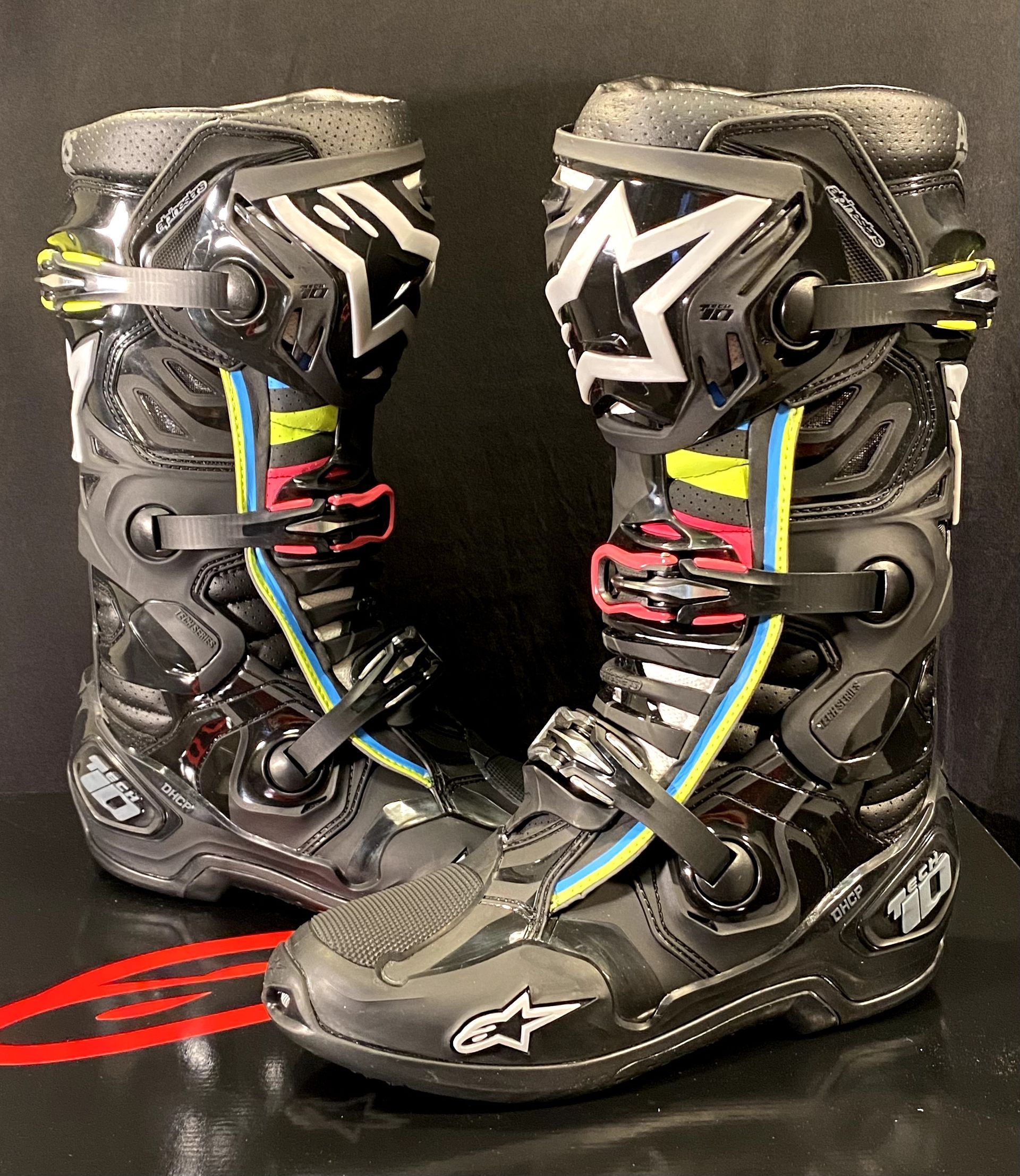 Alpinestars Tech 10 Supervented Boots - Black Hue