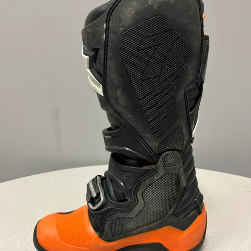 Adult Tech 7 Alpinestars Boots - Size 5