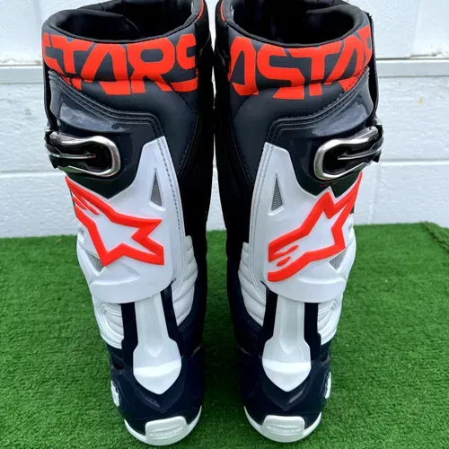 CLOSEOUT Alpinestars Tech 10 Boots Size 9 - Dark Gray/Dark Blue/Red