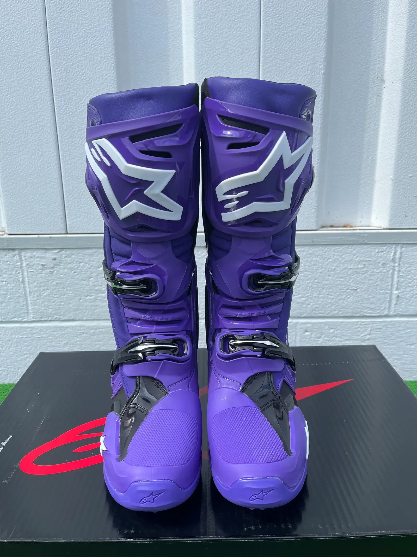 Botas motocross Alpinestars Tech 10 Supervented Black Enamel Blue Purple  White Envío Inmediato