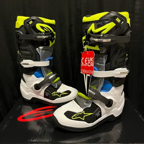 NEW Alpinestars Tech 7s Youth - Black/Blue/Yellow