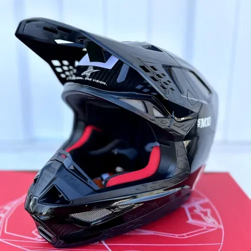 2024 Alpinestars Supertech M10 Solid Helmet - Gloss Black Carbon