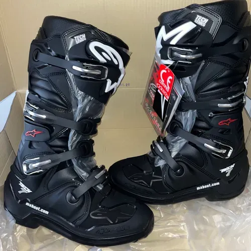 Tech 7 boots for sale clearance