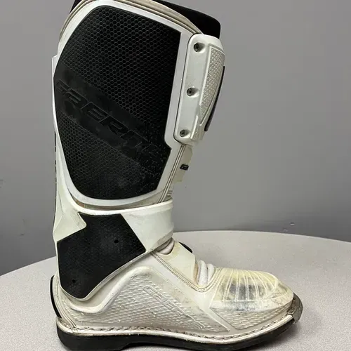 Used Gaerne SG 12 Boots Size 11