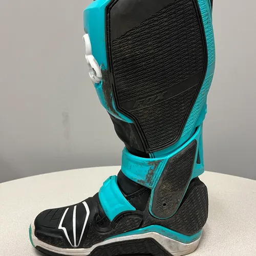 Fox Instincts Boots - Size 8