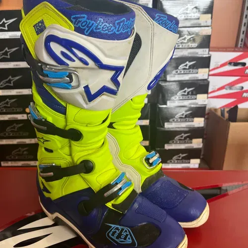 Used motocross shop boots size 12