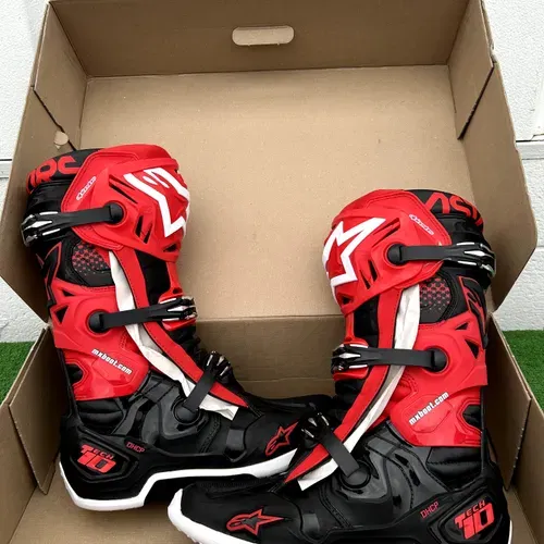 CLOSEOUT Alpinestars Tech 10 Boots Size 10 - Red/Black