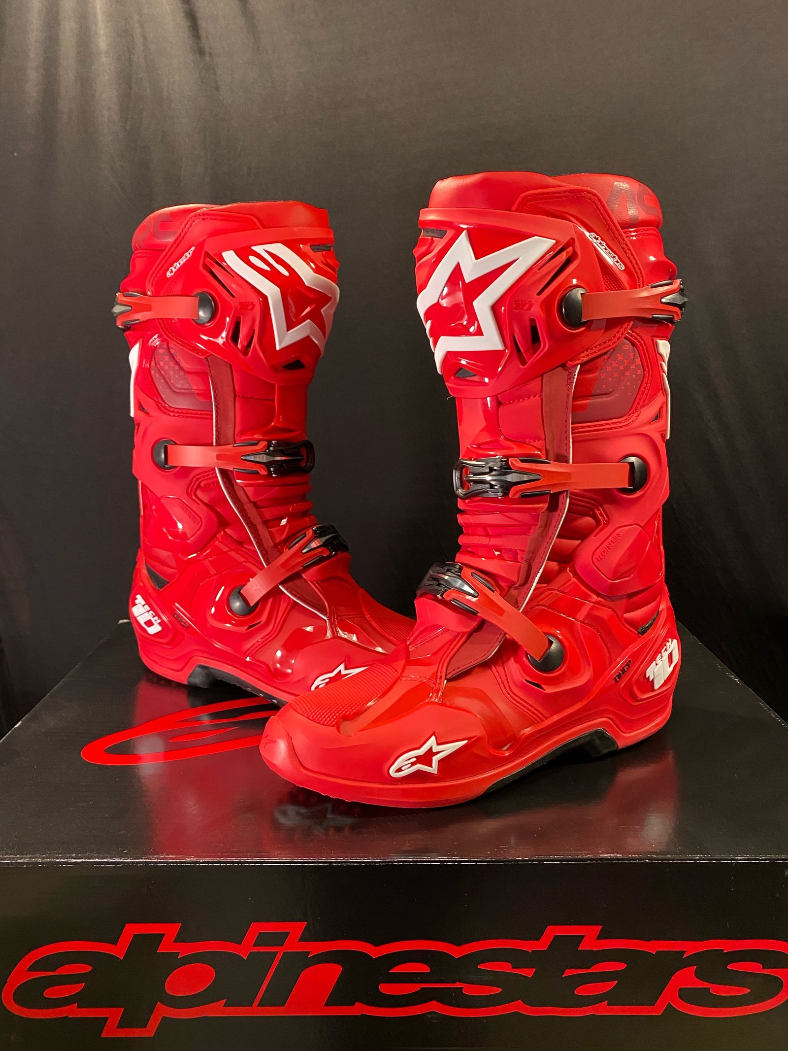Red sale mx boots