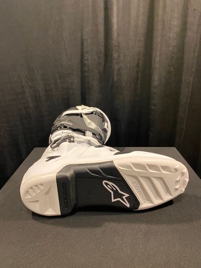 NEW Alpinestars Tech 7 Boots - Black/White