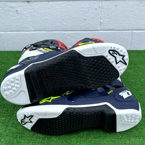 CLOSEOUT Size 9 Alpinestars Tech 10 Boots - Dark Gray/Dark Blue/Red