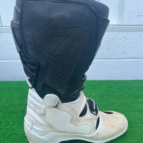 Used Alpinestars Tech 10 Boots // Size 11