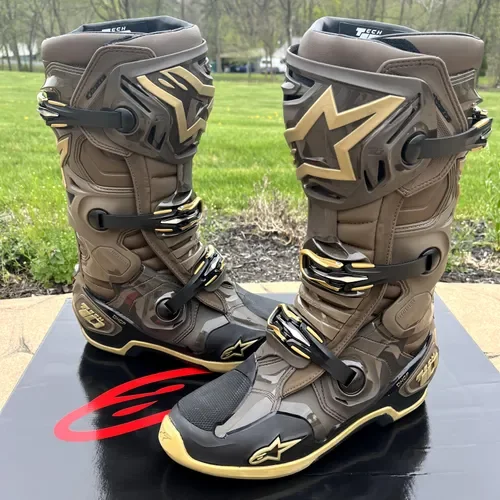 Limited Edition "Squad" Tech 10 Alpinestars Boots - Size 12