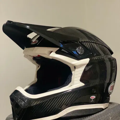 最大15%OFFクーポン Moto Bell 10 XL White Black/ セキュリティ・セーフティ