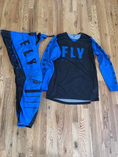 Fly Racing Gear Combo - Size M/32