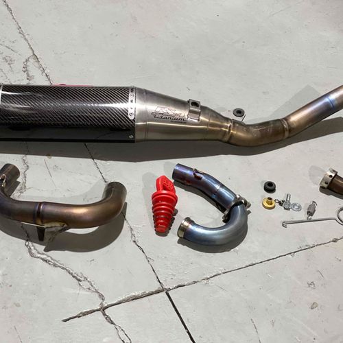 Yoshimura Rs-4 Yamaha Titanium Full Exhaust With Carbon Muffler