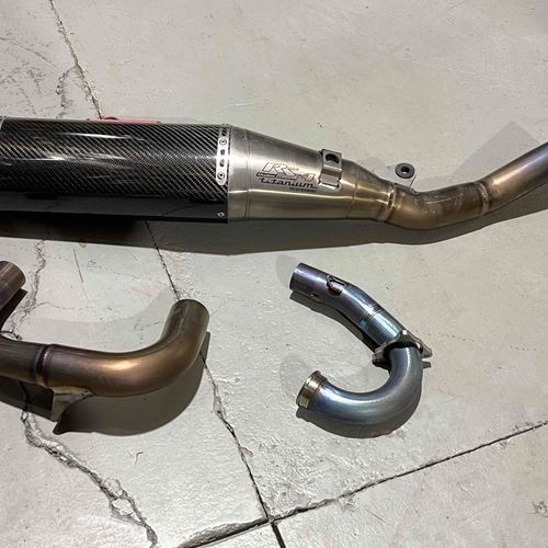 Yoshimura Rs-4 Yamaha Titanium Full Exhaust With Carbon Muffler