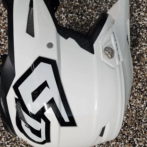 6D ATR-2 Helmet Solid White