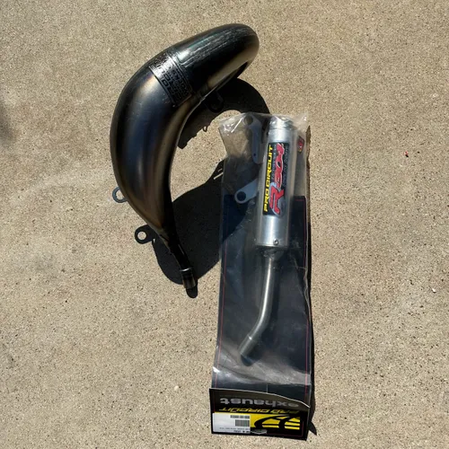 Pro Circuit Works Pipe & R304 Silencer