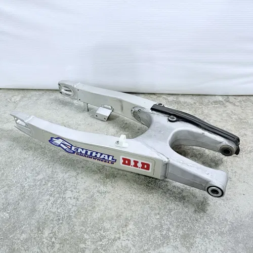 2008 - 2014 Suzuki RMZ 450 OEM Swingarm Rear Suspension Arm