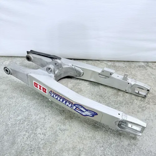 2008 - 2014 Suzuki RMZ 450 OEM Swingarm Rear Suspension Arm